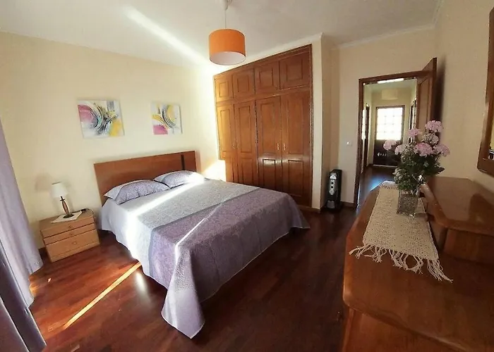 בית נופש Benoni House By Madeira Island *